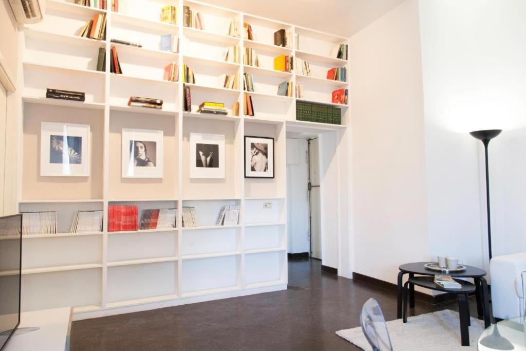 Magenta Navona Design Apartment — Photos 1